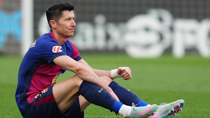 Lewandowski Ruled Out of El Clásico After Thigh Injury—What It Means for Barcelona